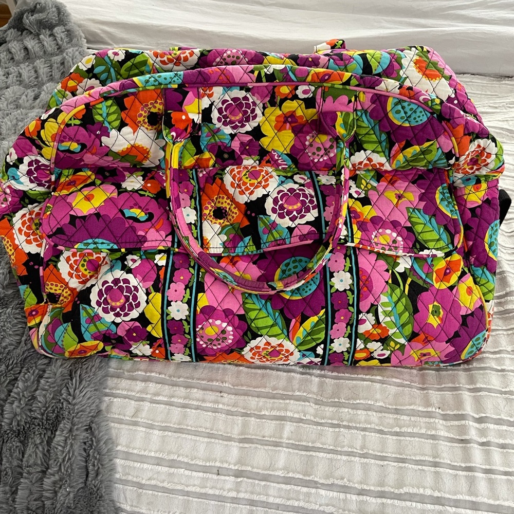 Vera Bradley va va bloom grand weekender duffle